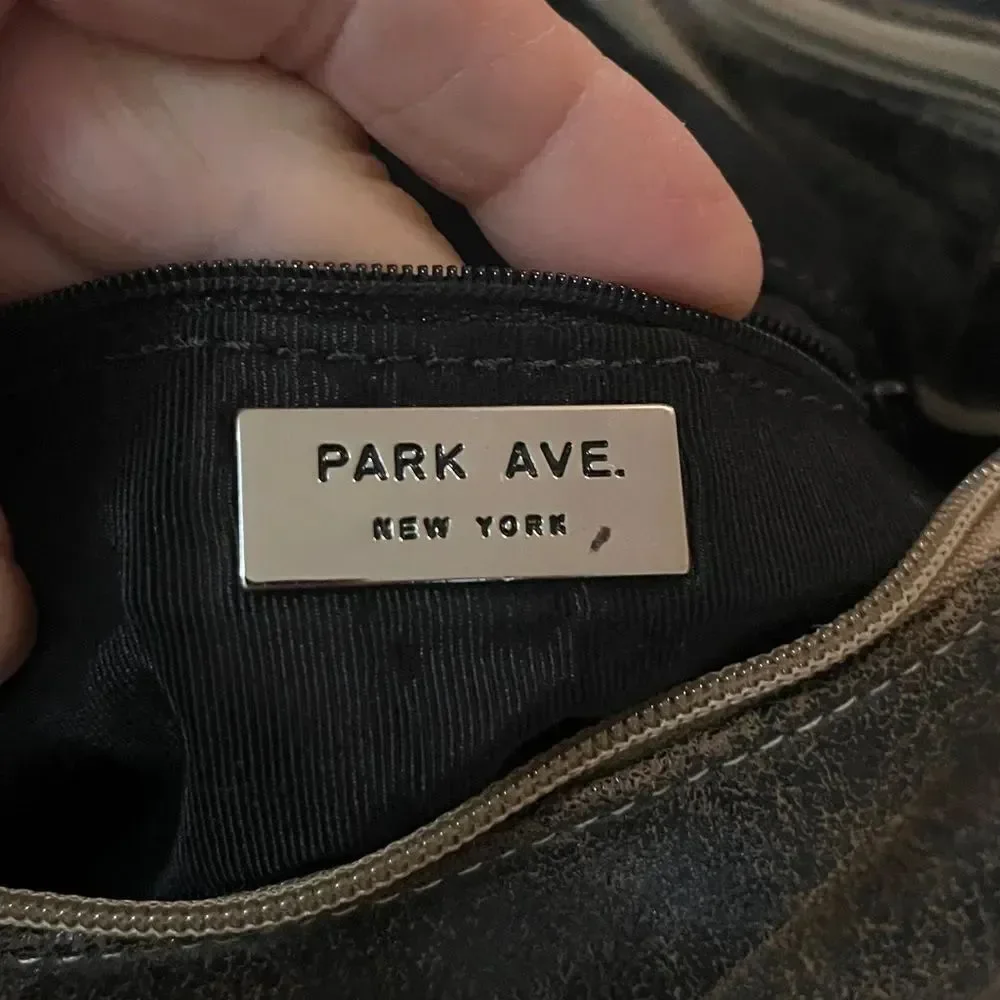 Park Ave., New York leather hobo bag